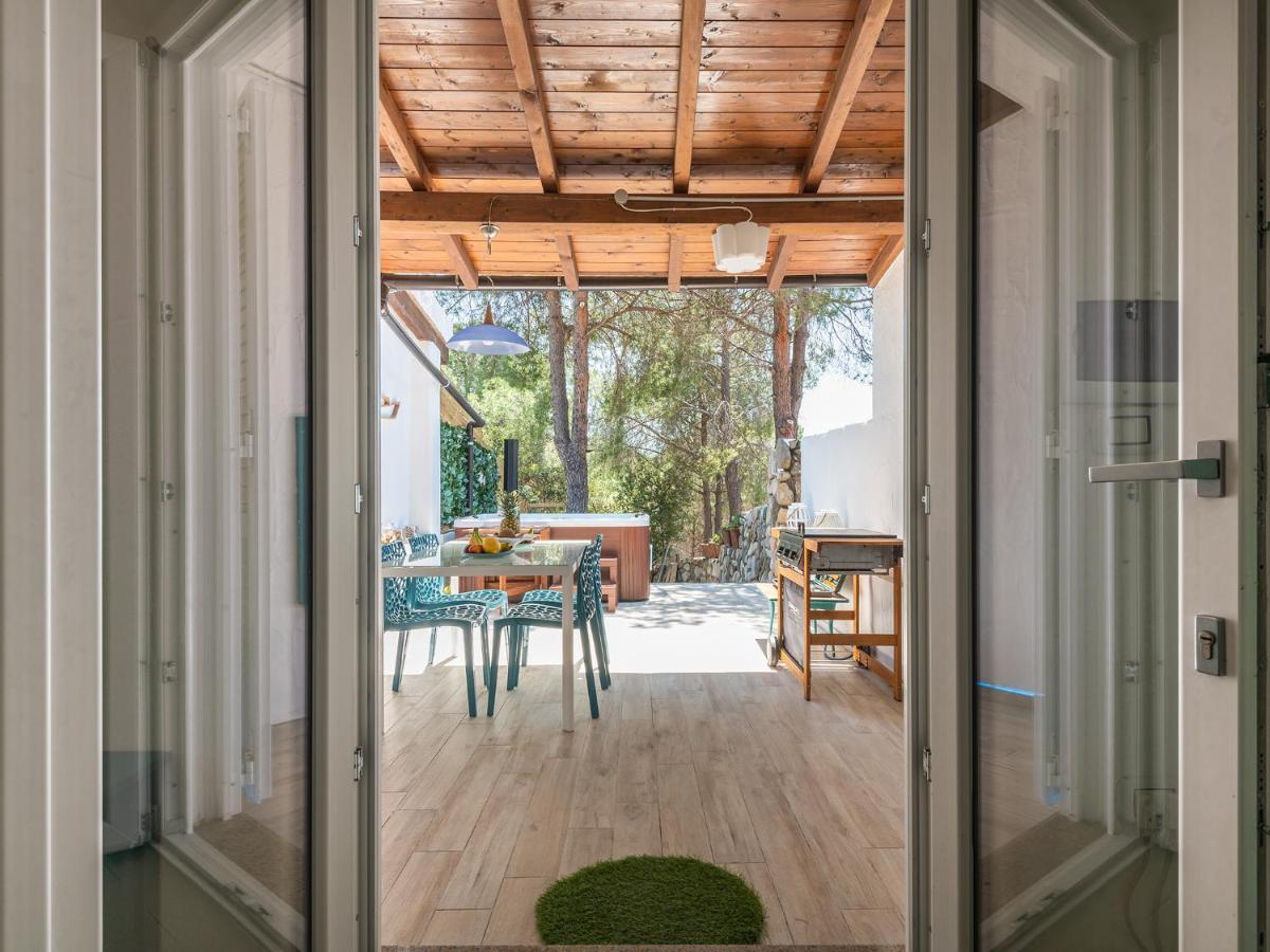 Geremèas Sardinia Spa Apartment מראה חיצוני תמונה