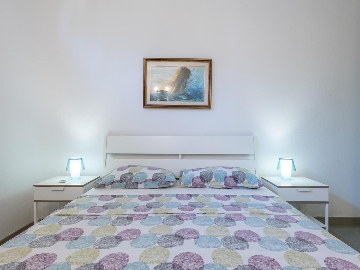 Geremèas Sardinia Spa Apartment מראה חיצוני תמונה